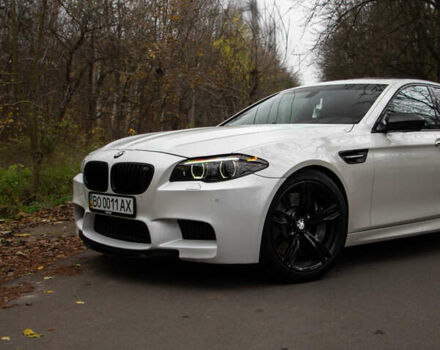 Белый БМВ М5, объемом двигателя 4.39 л и пробегом 170 тыс. км за 32300 $, фото 3 на Automoto.ua