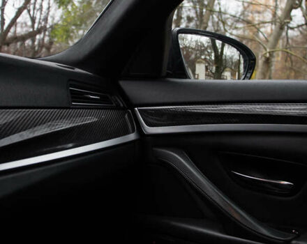 Белый БМВ М5, объемом двигателя 4.39 л и пробегом 170 тыс. км за 32300 $, фото 19 на Automoto.ua