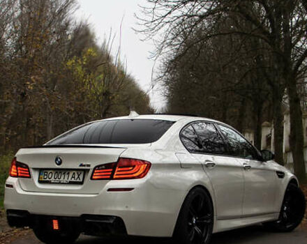 Белый БМВ М5, объемом двигателя 4.39 л и пробегом 170 тыс. км за 32300 $, фото 8 на Automoto.ua