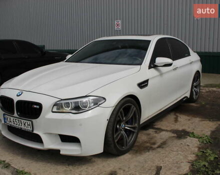Белый БМВ М5, объемом двигателя 4.39 л и пробегом 136 тыс. км за 28900 $, фото 9 на Automoto.ua