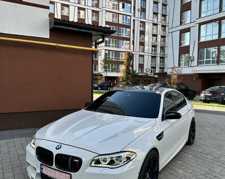Білий БМВ М5, об'ємом двигуна 4.39 л та пробігом 138 тис. км за 35000 $, фото 8 на Automoto.ua