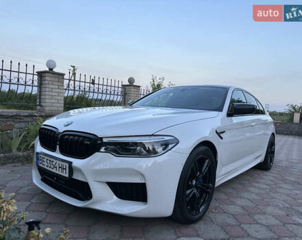 Білий БМВ М5, об'ємом двигуна 4.39 л та пробігом 31 тис. км за 63500 $, фото 4 на Automoto.ua