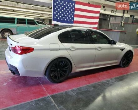 Белый БМВ М5, объемом двигателя 4.39 л и пробегом 98 тыс. км за 23800 $, фото 5 на Automoto.ua