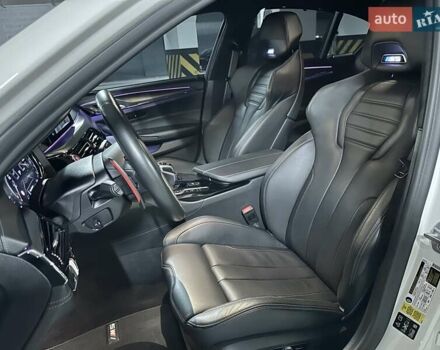 Белый БМВ М5, объемом двигателя 4.4 л и пробегом 23 тыс. км за 66000 $, фото 29 на Automoto.ua