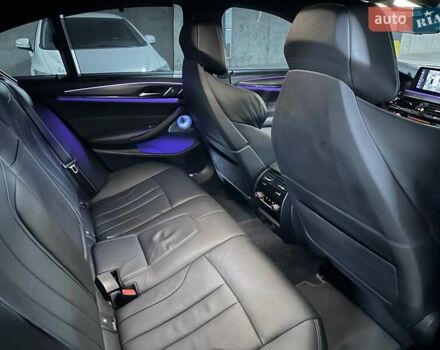 Белый БМВ М5, объемом двигателя 4.4 л и пробегом 23 тыс. км за 66000 $, фото 37 на Automoto.ua