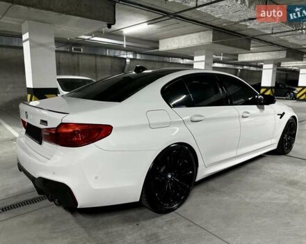 БМВ М5 2019 в Днепре (Днепропетровске) на Automoto.ua Белый БМВ М5, объемом двигателя 4.4 л и пробегом 23 тыс. км за 68500 $, фото 18 на Automoto.ua