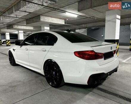 Белый БМВ М5, объемом двигателя 4.4 л и пробегом 23 тыс. км за 66500 $, фото 10 на Automoto.ua