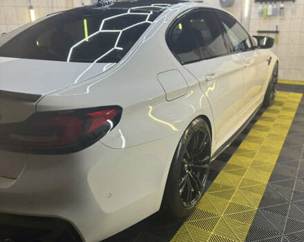 Белый БМВ М5, объемом двигателя 4.39 л и пробегом 49 тыс. км за 80000 $, фото 3 на Automoto.ua