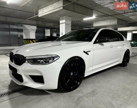 Белый БМВ М5, объемом двигателя 4.4 л и пробегом 23 тыс. км за 66000 $, фото 3 на Automoto.ua