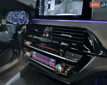 БМВ М5 2019 в Днепре (Днепропетровске) на Automoto.ua Белый БМВ М5, объемом двигателя 4.4 л и пробегом 23 тыс. км за 68500 $, фото 42 на Automoto.ua