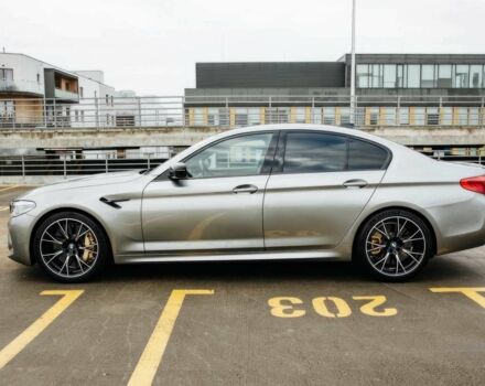 БМВ М5 2019 в Черновцах на Automoto.ua Белый БМВ М5, объемом двигателя 4.4 л и пробегом 48 тыс. км за 37000 $, фото 3 на Automoto.ua