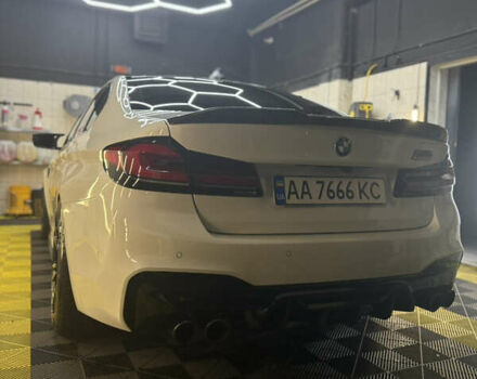 Белый БМВ М5, объемом двигателя 4.39 л и пробегом 49 тыс. км за 80000 $, фото 2 на Automoto.ua