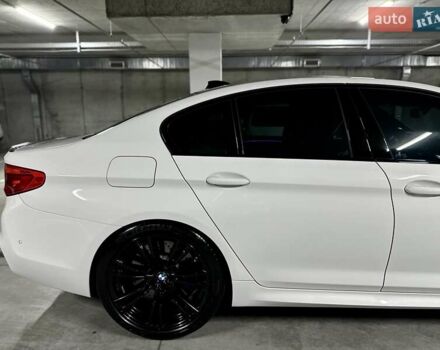 Белый БМВ М5, объемом двигателя 4.4 л и пробегом 23 тыс. км за 66000 $, фото 19 на Automoto.ua