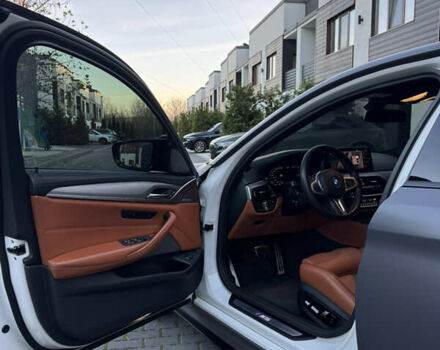 Белый БМВ М5, объемом двигателя 4.4 л и пробегом 64 тыс. км за 83900 $, фото 14 на Automoto.ua