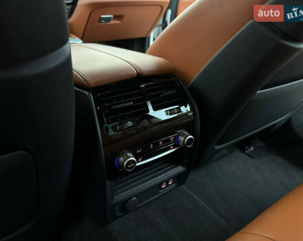 Белый БМВ М5, объемом двигателя 4.4 л и пробегом 63 тыс. км за 85500 $, фото 13 на Automoto.ua