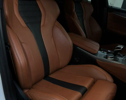 Белый БМВ М5, объемом двигателя 4.4 л и пробегом 64 тыс. км за 83900 $, фото 26 на Automoto.ua