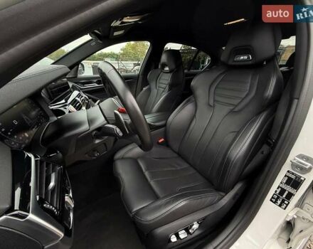 Белый БМВ М5, объемом двигателя 4.39 л и пробегом 53 тыс. км за 96500 $, фото 13 на Automoto.ua