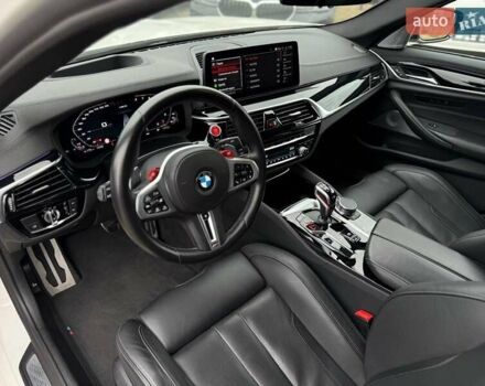 Білий БМВ М5, об'ємом двигуна 4.39 л та пробігом 53 тис. км за 96500 $, фото 25 на Automoto.ua