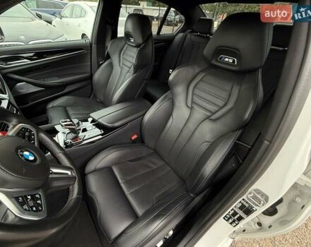 Білий БМВ М5, об'ємом двигуна 4.39 л та пробігом 53 тис. км за 96500 $, фото 22 на Automoto.ua