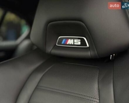 Белый БМВ М5, объемом двигателя 4.39 л и пробегом 53 тыс. км за 96500 $, фото 17 на Automoto.ua