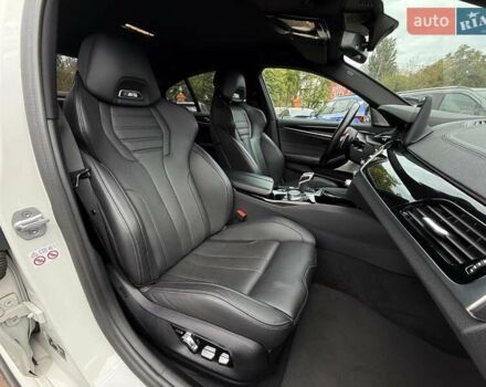 Білий БМВ М5, об'ємом двигуна 4.39 л та пробігом 53 тис. км за 96500 $, фото 47 на Automoto.ua