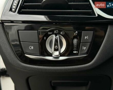 Белый БМВ М5, объемом двигателя 4.39 л и пробегом 53 тыс. км за 96500 $, фото 27 на Automoto.ua