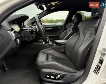 Білий БМВ М5, об'ємом двигуна 4.39 л та пробігом 53 тис. км за 96500 $, фото 24 на Automoto.ua