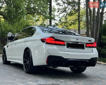 Белый БМВ М5, объемом двигателя 4.39 л и пробегом 18 тыс. км за 118800 $, фото 6 на Automoto.ua