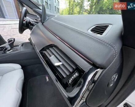 Белый БМВ М5, объемом двигателя 4.39 л и пробегом 18 тыс. км за 118800 $, фото 60 на Automoto.ua