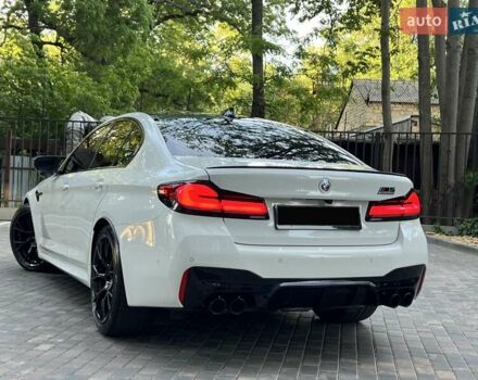 Белый БМВ М5, объемом двигателя 4.39 л и пробегом 18 тыс. км за 118800 $, фото 32 на Automoto.ua