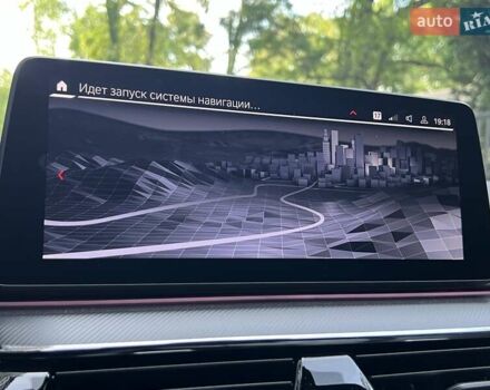 Белый БМВ М5, объемом двигателя 4.39 л и пробегом 18 тыс. км за 118800 $, фото 73 на Automoto.ua