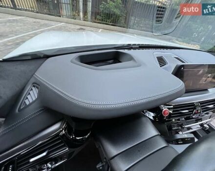 Белый БМВ М5, объемом двигателя 4.39 л и пробегом 18 тыс. км за 118800 $, фото 57 на Automoto.ua