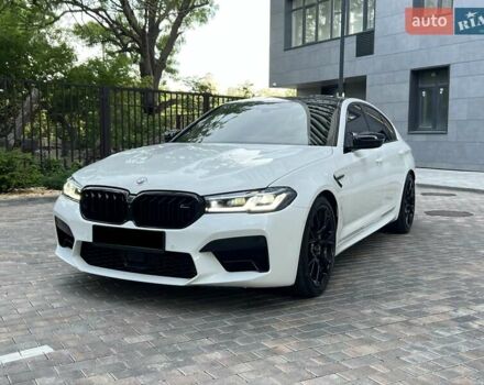 Белый БМВ М5, объемом двигателя 4.39 л и пробегом 18 тыс. км за 118800 $, фото 1 на Automoto.ua