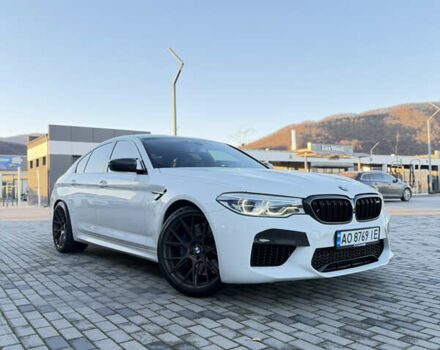 Белый БМВ М5, объемом двигателя 4.39 л и пробегом 82 тыс. км за 45999 $, фото 1 на Automoto.ua