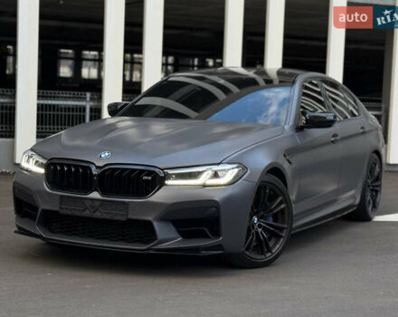 БМВ М5 2020 в Киеве на Automoto.ua Белый БМВ М5, объемом двигателя 4.4 л и пробегом 63 тыс. км за 85500 $, фото 1 на Automoto.ua
