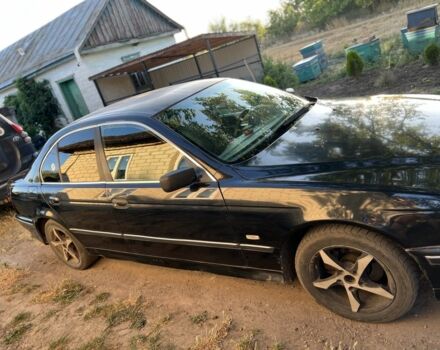 Черный БМВ М5, объемом двигателя 2 л и пробегом 300 тыс. км за 3200 $, фото 1 на Automoto.ua