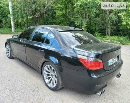 Чорний БМВ М5, об'ємом двигуна 5 л та пробігом 265 тис. км за 30000 $, фото 7 на Automoto.ua