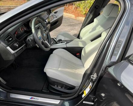 Чорний БМВ М5, об'ємом двигуна 4.44 л та пробігом 134 тис. км за 17000 $, фото 12 на Automoto.ua