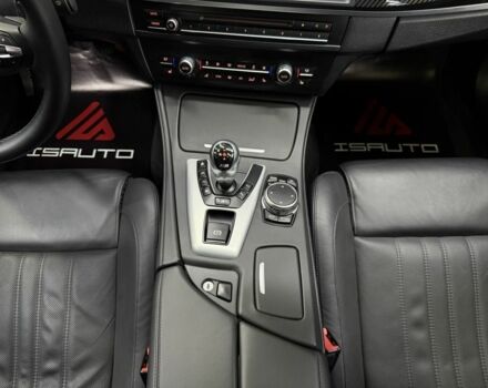 Черный БМВ М5, объемом двигателя 4.4 л и пробегом 85 тыс. км за 45900 $, фото 22 на Automoto.ua