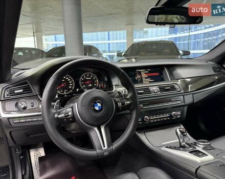Черный БМВ М5, объемом двигателя 4.39 л и пробегом 85 тыс. км за 45900 $, фото 24 на Automoto.ua