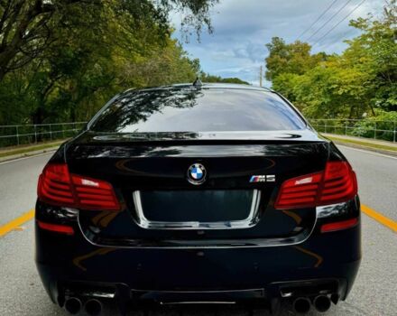 Чорний БМВ М5, об'ємом двигуна 4.4 л та пробігом 70 тис. км за 9500 $, фото 5 на Automoto.ua