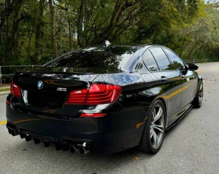 Чорний БМВ М5, об'ємом двигуна 4.4 л та пробігом 70 тис. км за 9500 $, фото 6 на Automoto.ua