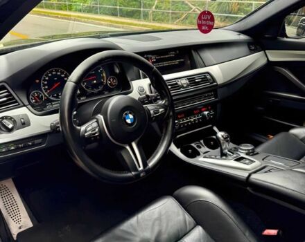 Чорний БМВ М5, об'ємом двигуна 4.4 л та пробігом 70 тис. км за 9500 $, фото 10 на Automoto.ua