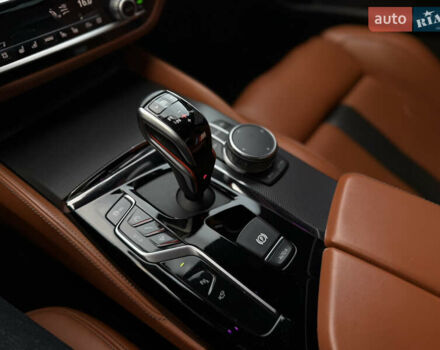 Чорний БМВ М5, об'ємом двигуна 4.4 л та пробігом 95 тис. км за 48900 $, фото 24 на Automoto.ua