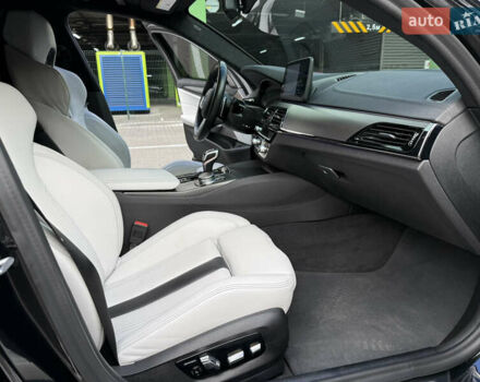 Черный БМВ М5, объемом двигателя 4.4 л и пробегом 63 тыс. км за 75000 $, фото 15 на Automoto.ua