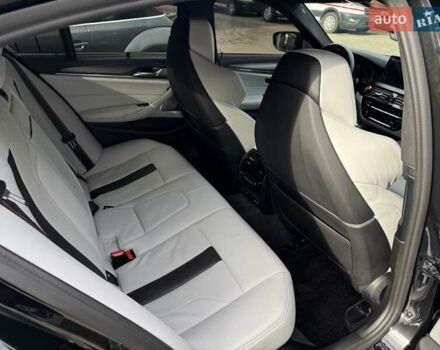 Черный БМВ М5, объемом двигателя 4.39 л и пробегом 13 тыс. км за 110000 $, фото 32 на Automoto.ua