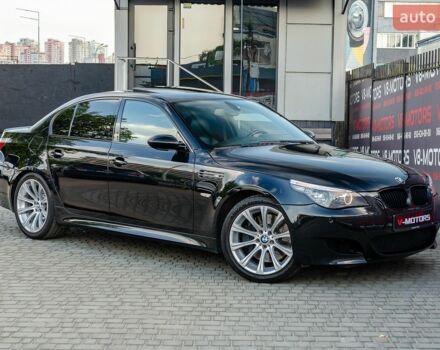 Чорний БМВ М5, об'ємом двигуна 5 л та пробігом 139 тис. км за 39999 $, фото 1 на Automoto.ua
