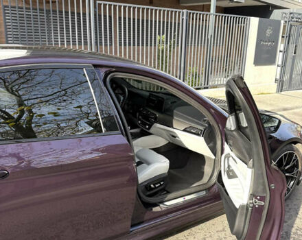 Фиолетовый БМВ М5, объемом двигателя 4.39 л и пробегом 31 тыс. км за 113000 $, фото 18 на Automoto.ua