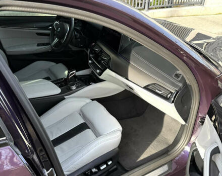Фиолетовый БМВ М5, объемом двигателя 4.39 л и пробегом 31 тыс. км за 113000 $, фото 12 на Automoto.ua