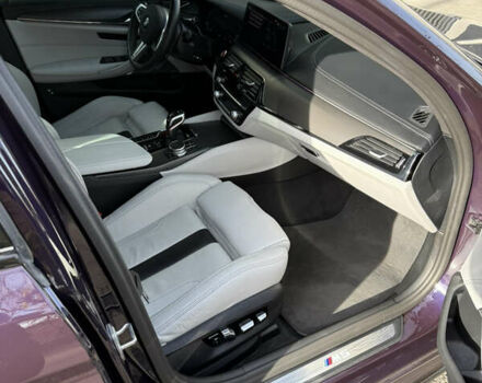 Фиолетовый БМВ М5, объемом двигателя 4.39 л и пробегом 31 тыс. км за 113000 $, фото 16 на Automoto.ua